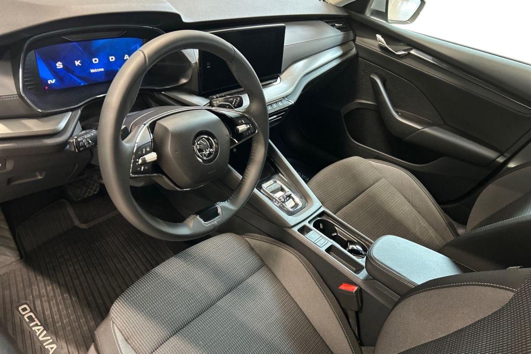 Skoda Octavia 2023