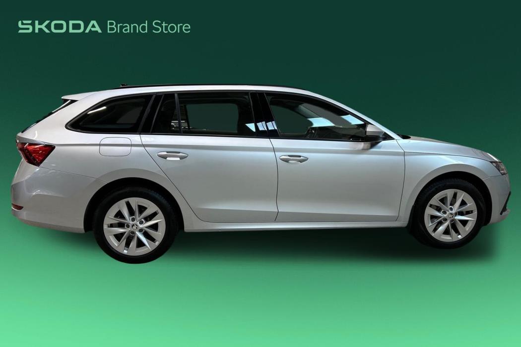 Skoda Octavia 2023