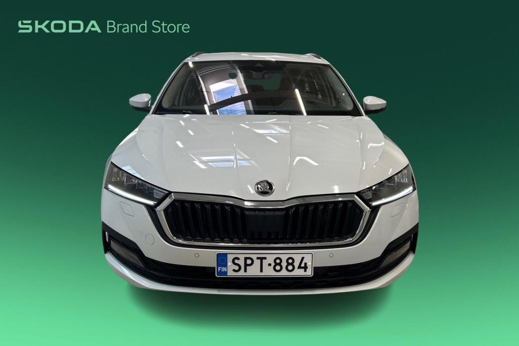 SKODA OCTAVIA 2024