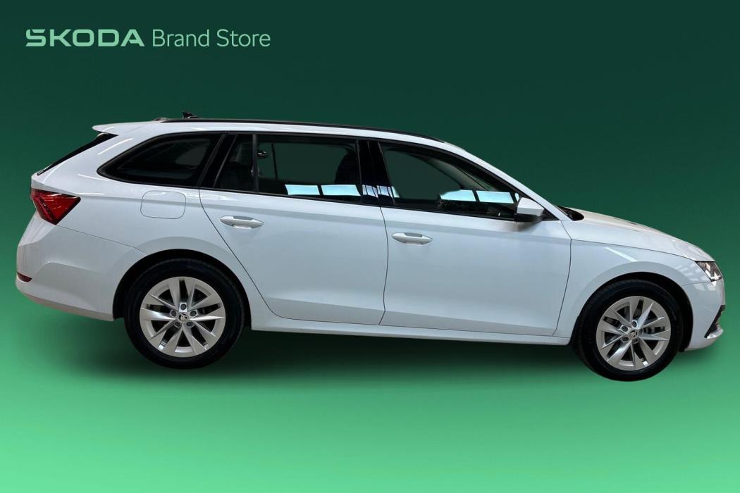 SKODA OCTAVIA 2024
