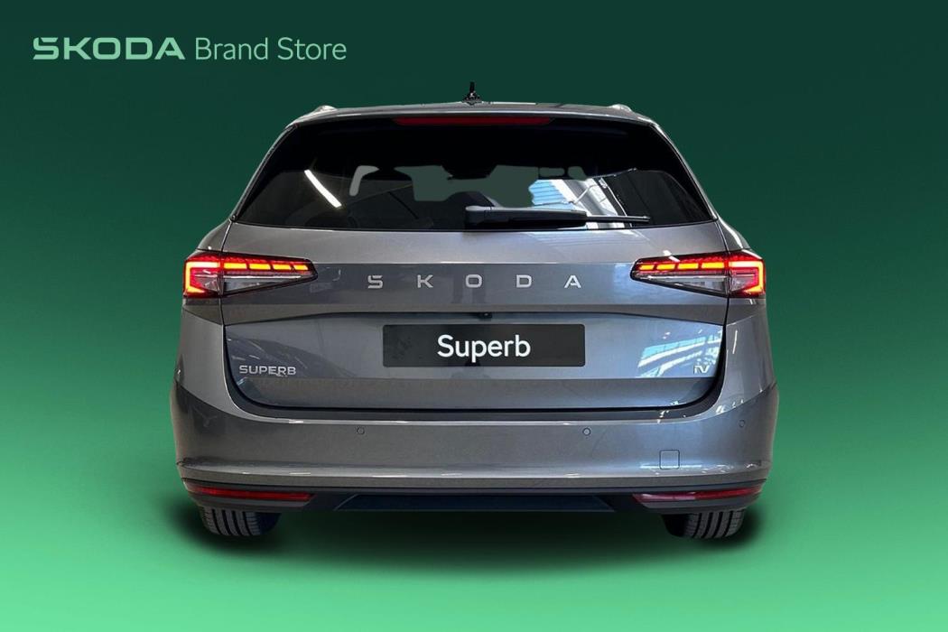 Skoda Superb 2025