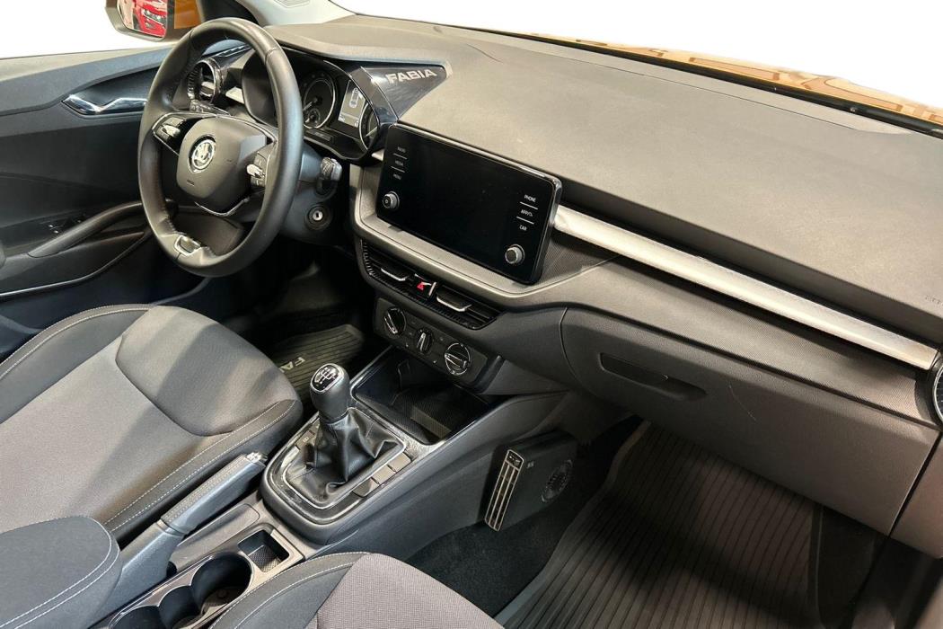 SKODA FABIA 2023