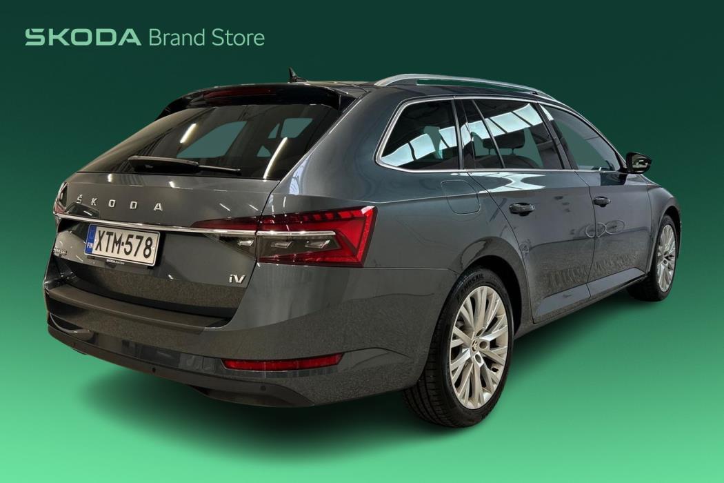 SKODA Superb 2021