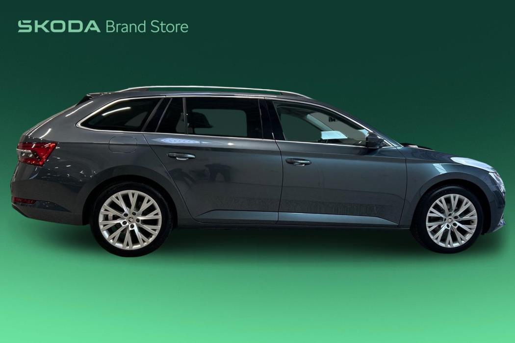 SKODA Superb 2021