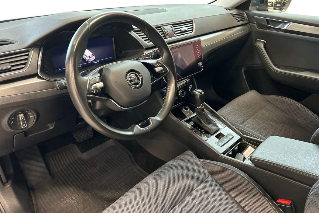 SKODA Superb 2021