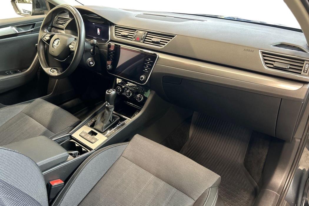 SKODA Superb 2021