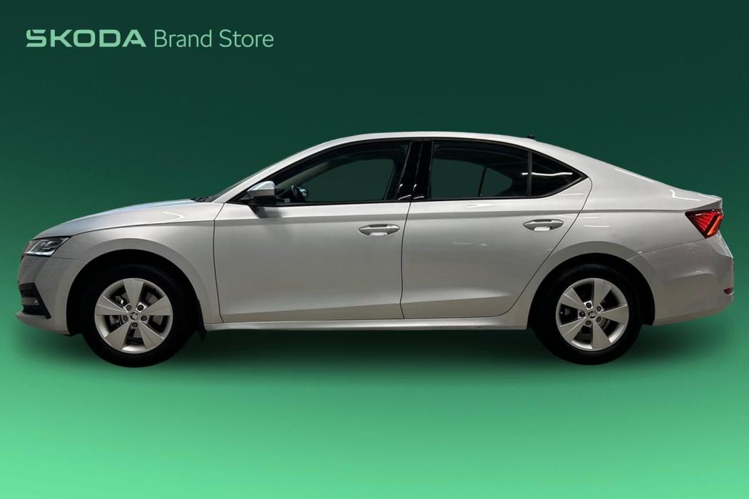 SKODA OCTAVIA 2023