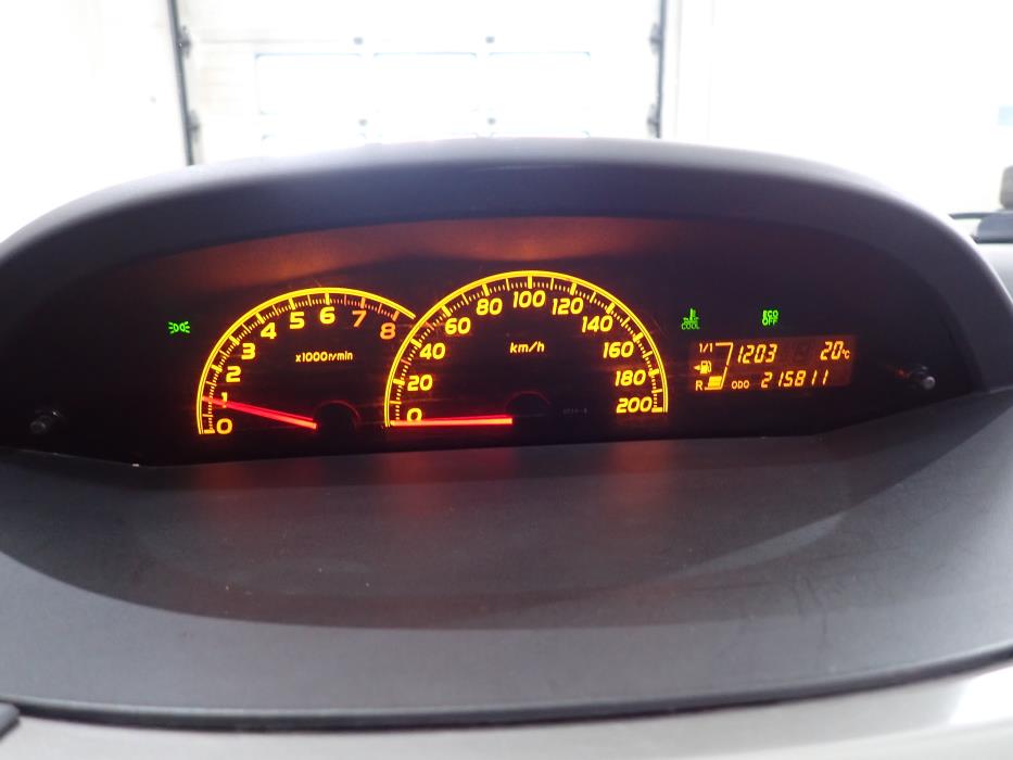 TOYOTA YARIS 2011