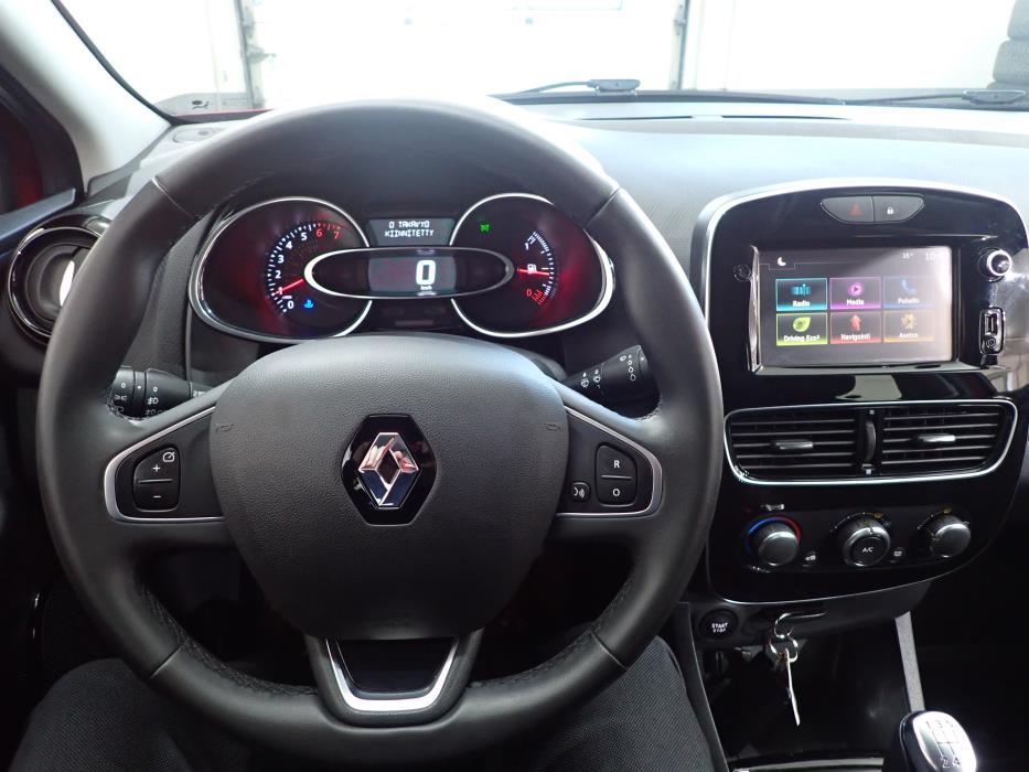 RENAULT CLIO 2019