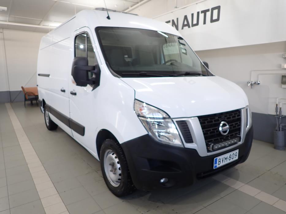 NISSAN NV400 2020