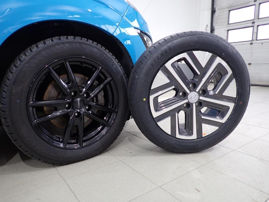 HYUNDAI KONA 2021