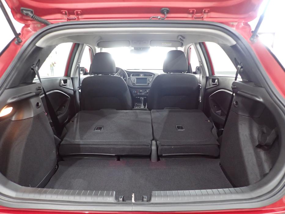 HYUNDAI i20 Hatchback 2019