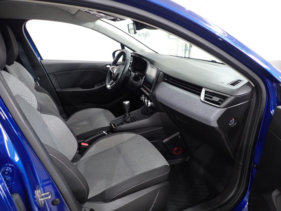 RENAULT CLIO 2024
