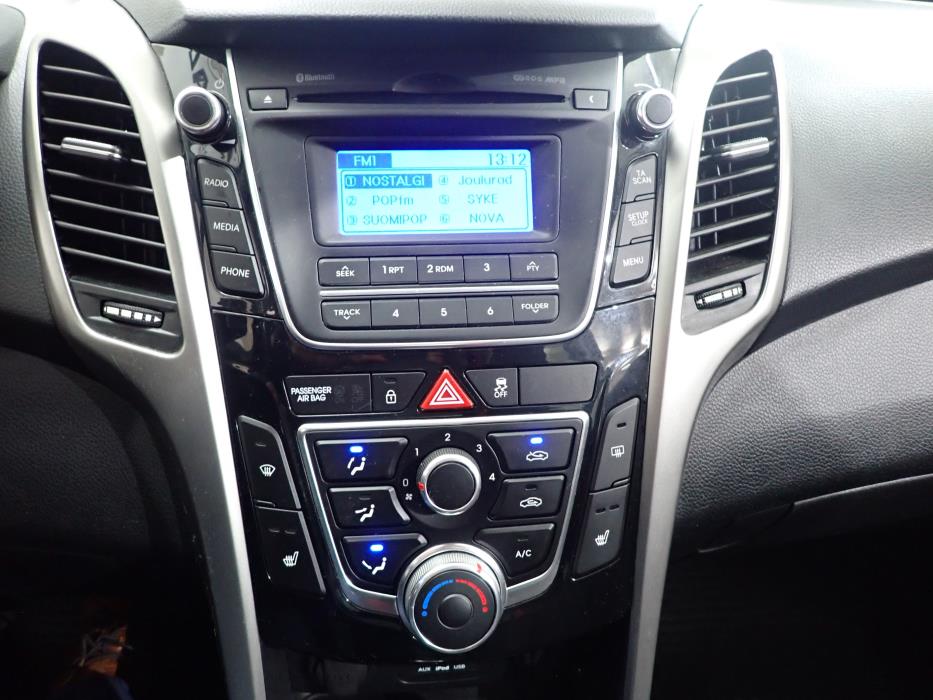 HYUNDAI i30 5d 2013