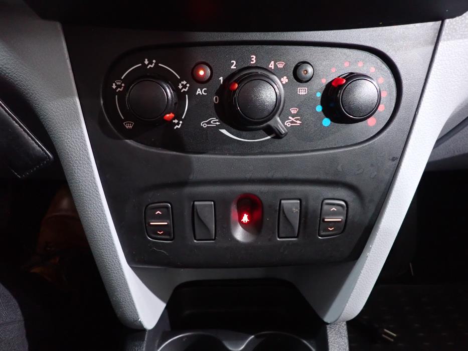 DACIA Sandero 2014