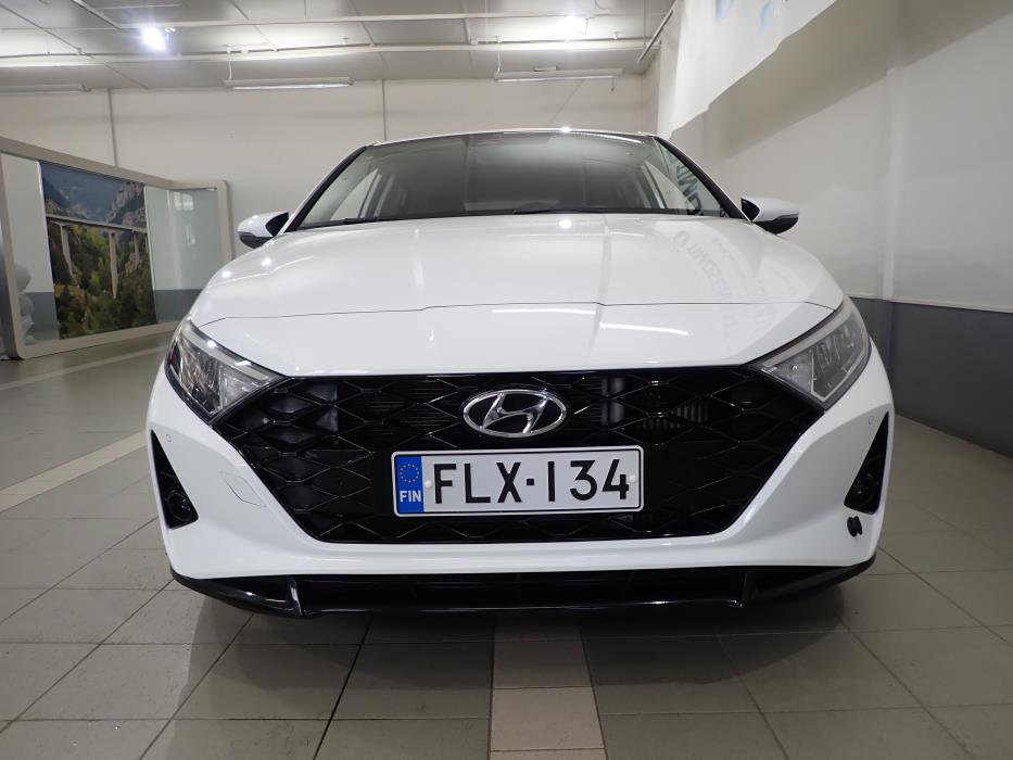 HYUNDAI i20 Hatchback 2021