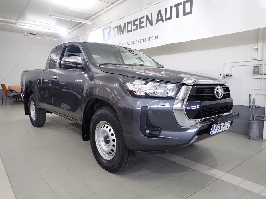 TOYOTA HILUX 2022