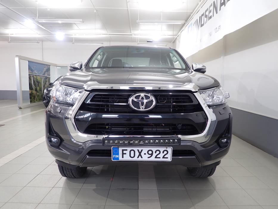 TOYOTA HILUX 2022