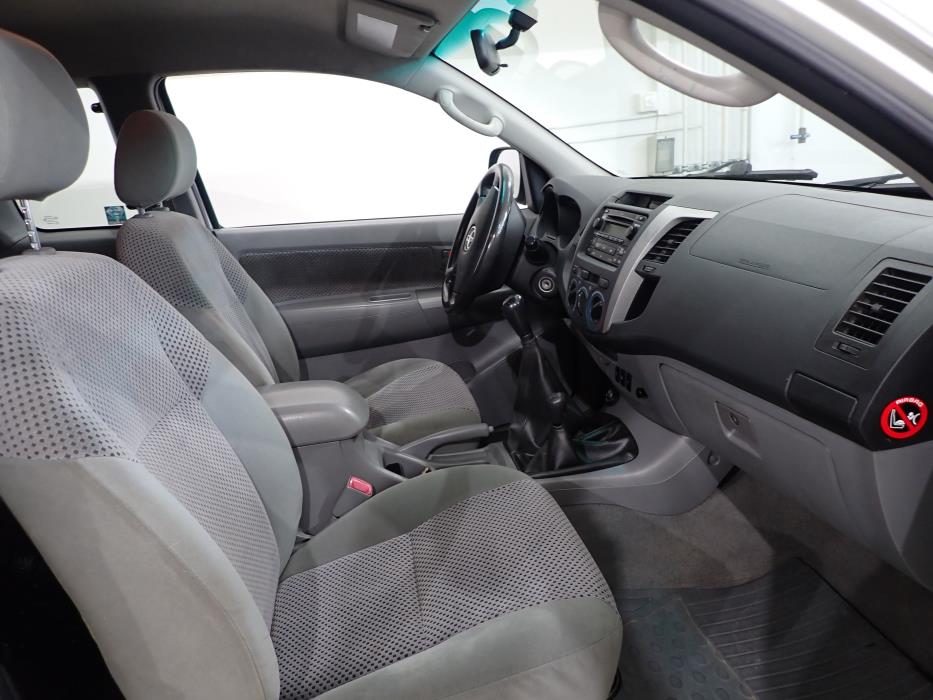 TOYOTA HILUX 2006