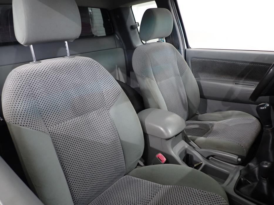 TOYOTA HILUX 2006