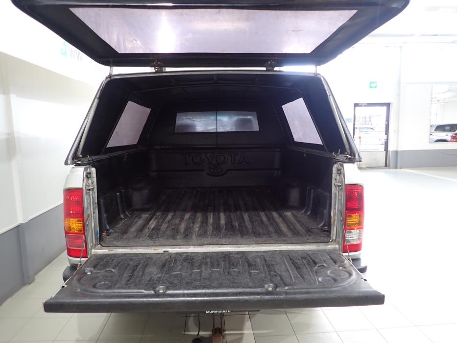 TOYOTA HILUX 2006