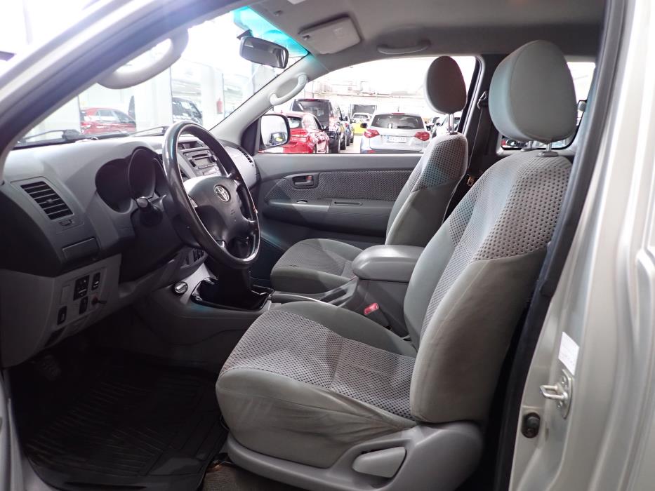 TOYOTA HILUX 2006
