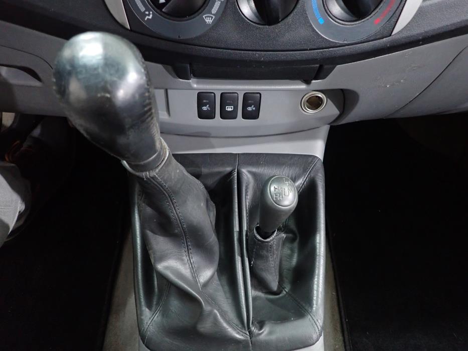 TOYOTA HILUX 2010