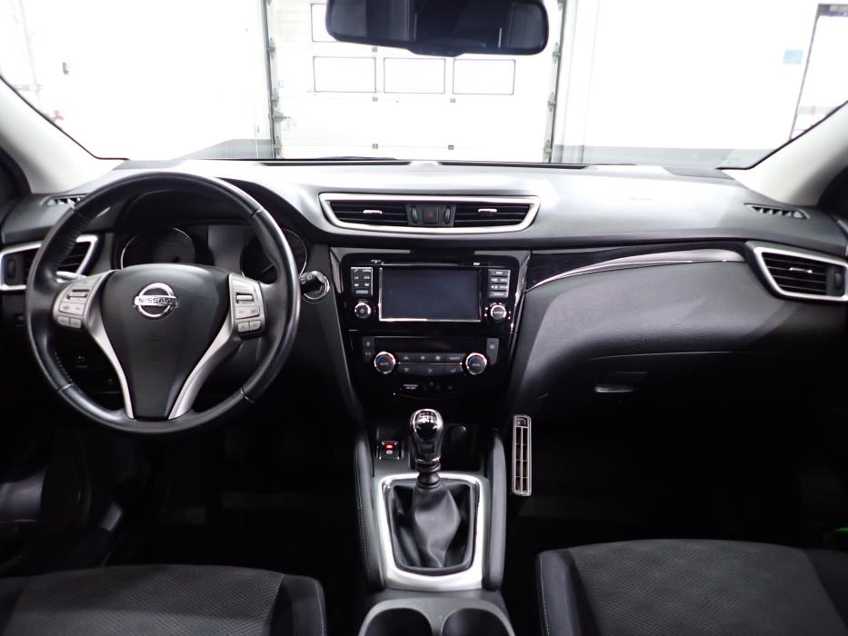 NISSAN Qashqai 2017