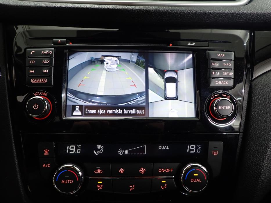 NISSAN Qashqai 2017