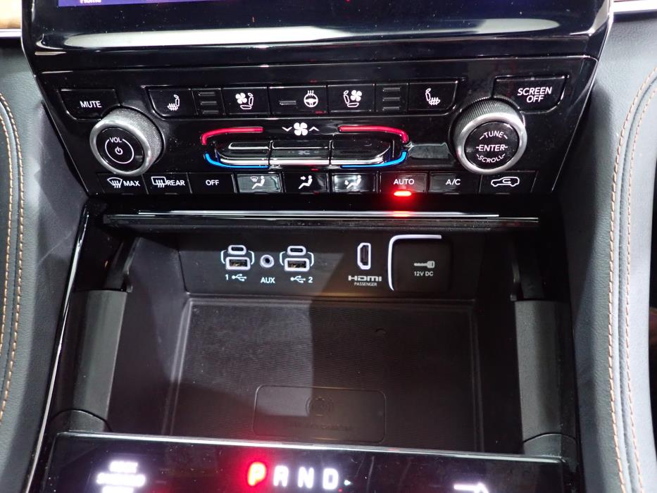 JEEP Grand Cherokee 2024