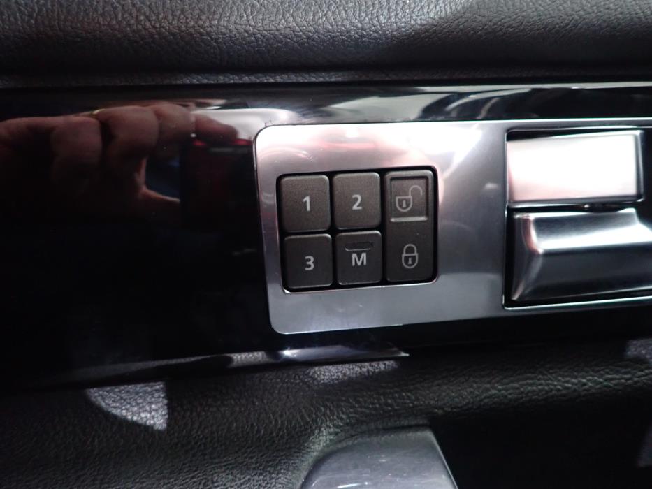 LAND ROVER DISCOVERY 2011