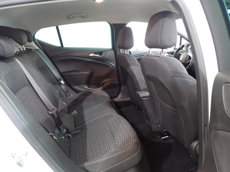 OPEL ASTRA 2017