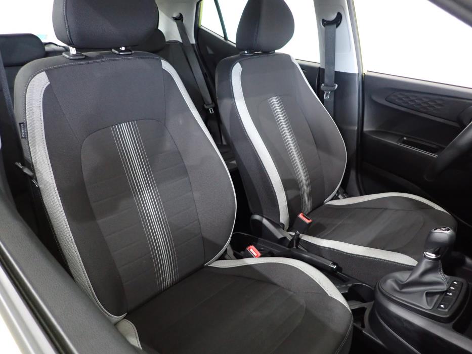 HYUNDAI i10 2024