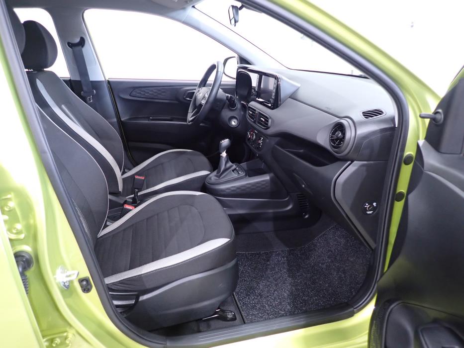 HYUNDAI i10 2024
