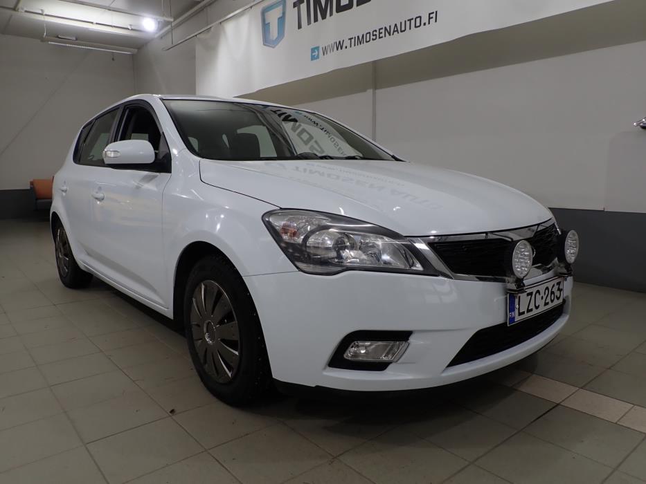KIA cee'd 2010