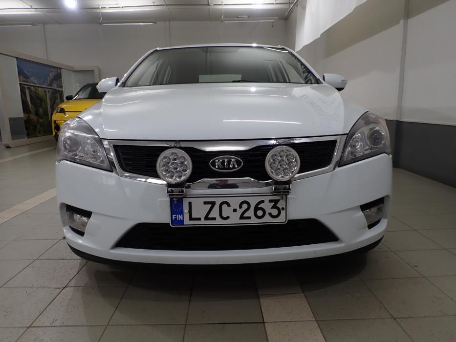 KIA cee'd 2010