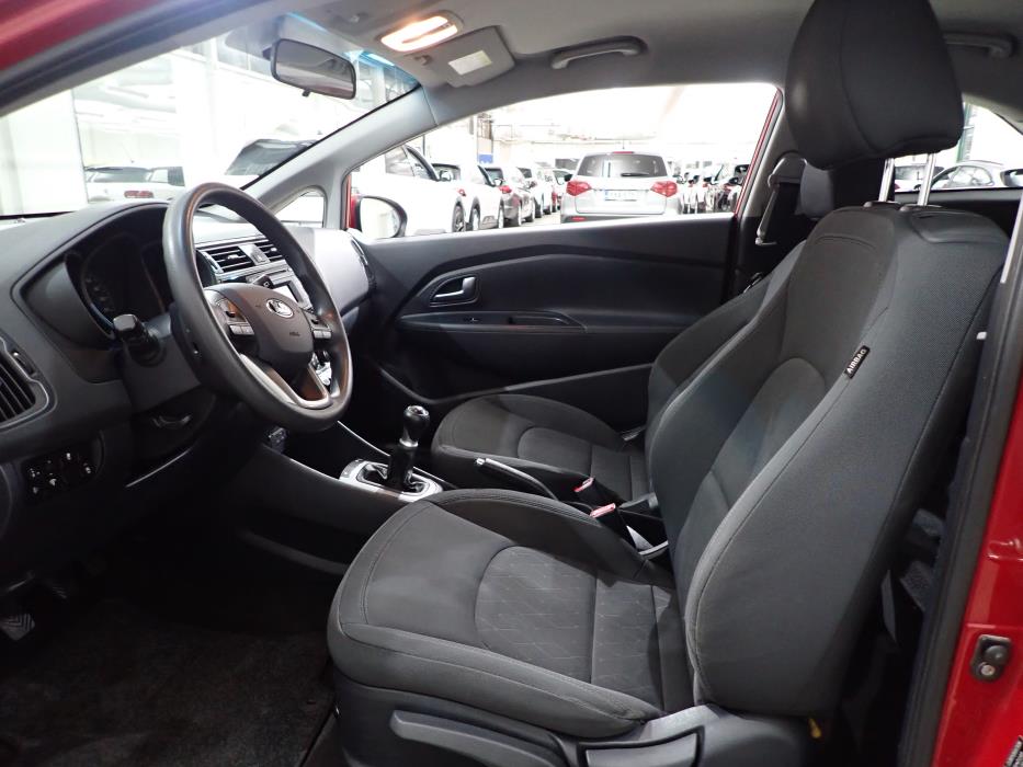 KIA RIO 2015