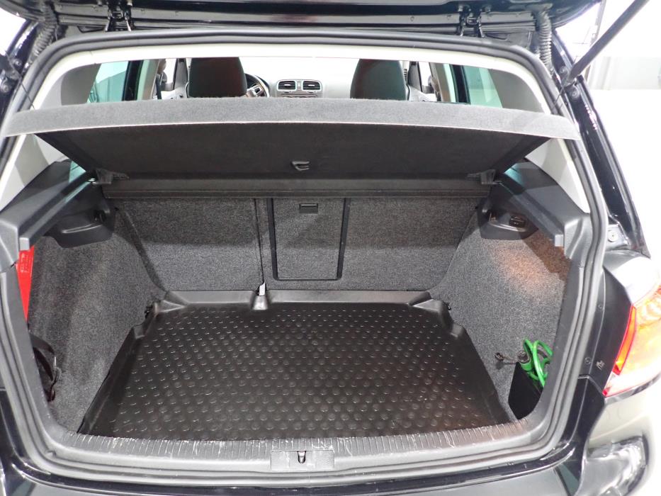 VOLKSWAGEN GOLF 2011