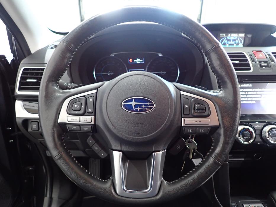 SUBARU FORESTER 2016