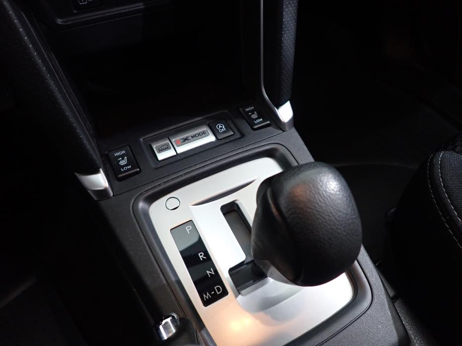 SUBARU FORESTER 2016