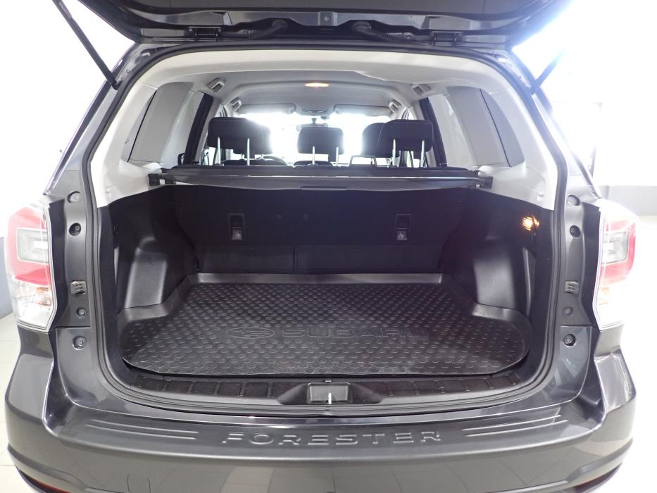 SUBARU FORESTER 2016