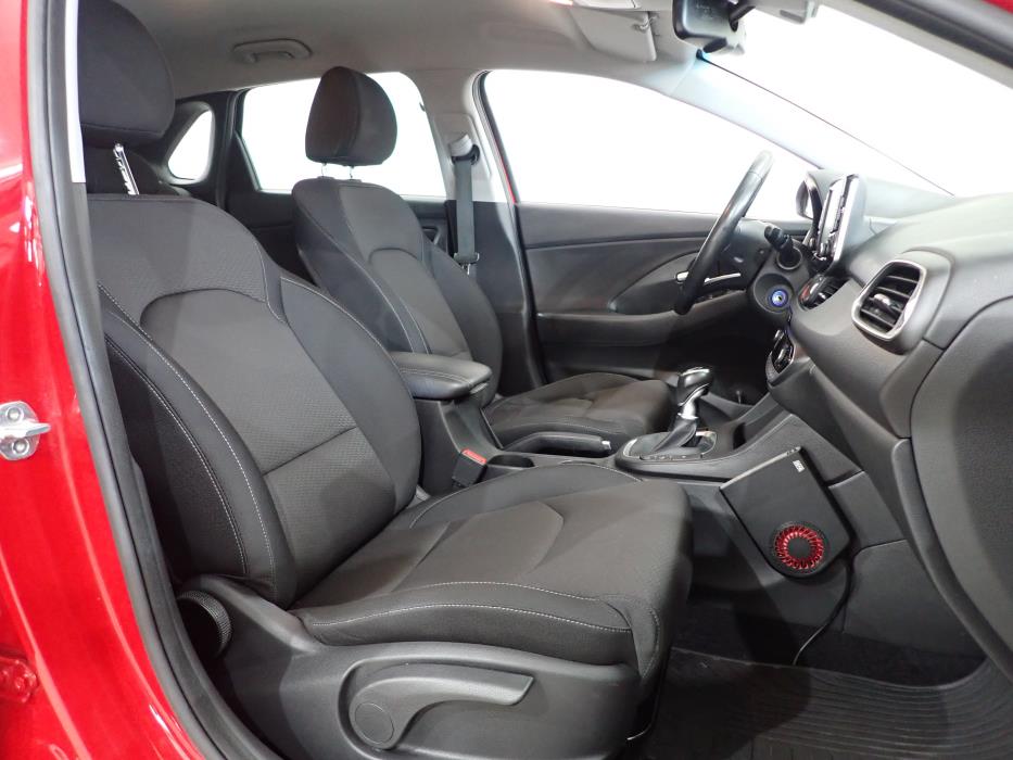 HYUNDAI i30 5d 2017