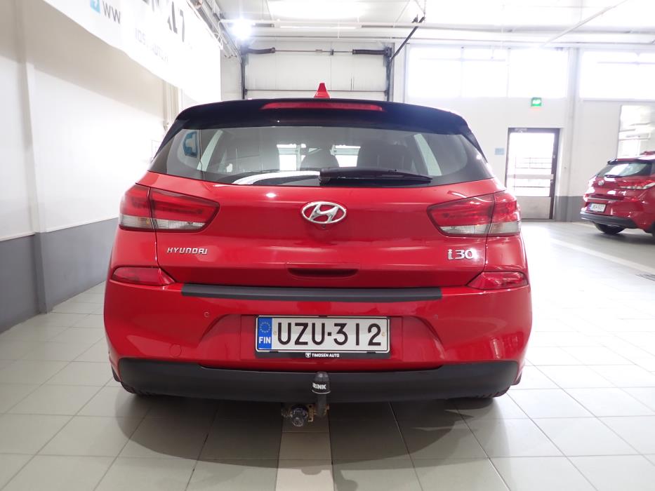 HYUNDAI i30 5d 2017