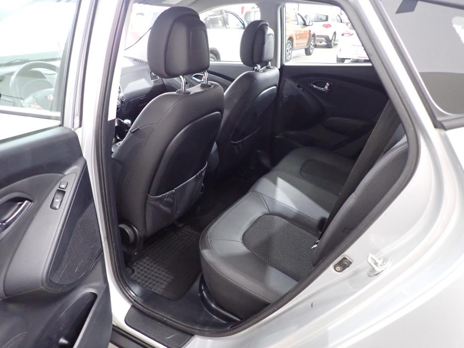 HYUNDAI ix35 2011