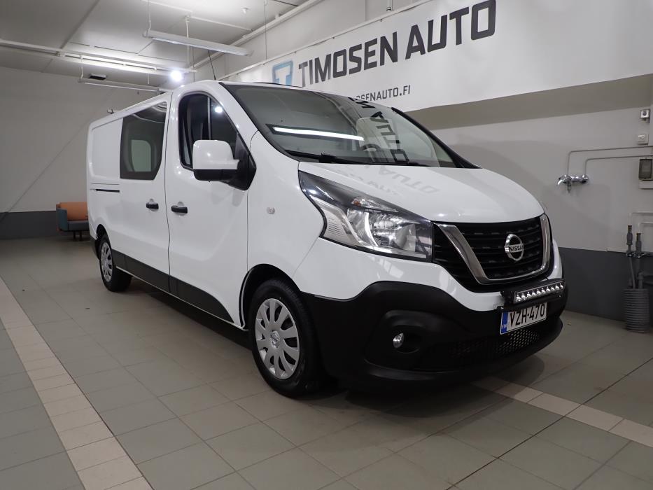 NISSAN NV300 2018