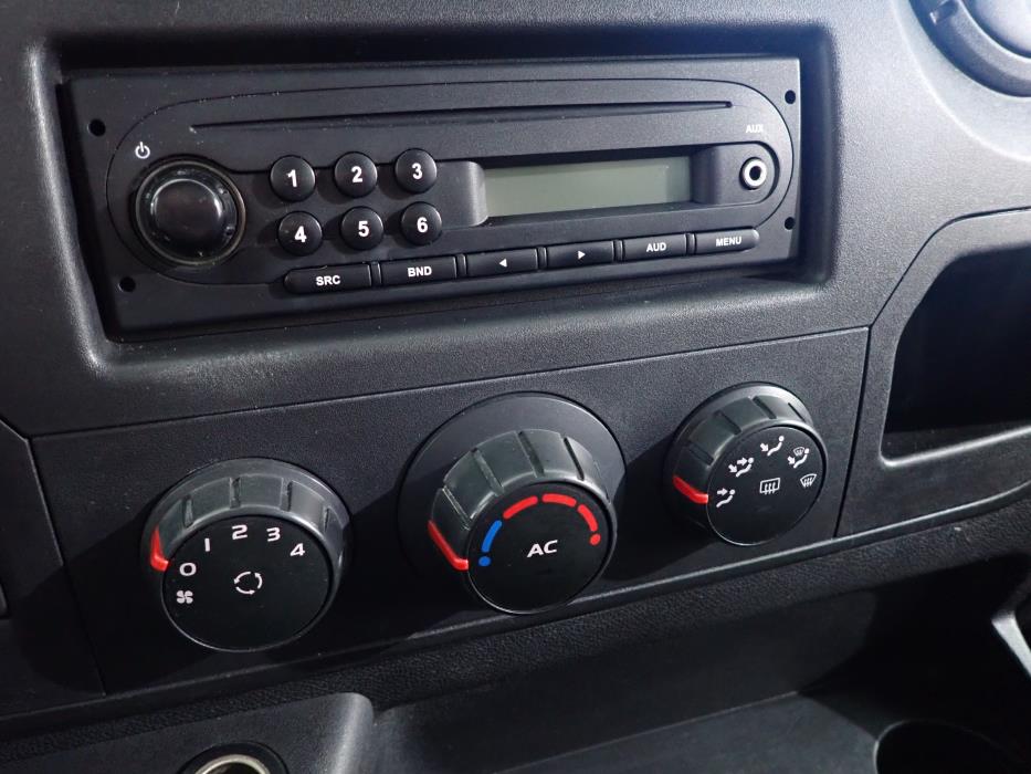 RENAULT Master 2011