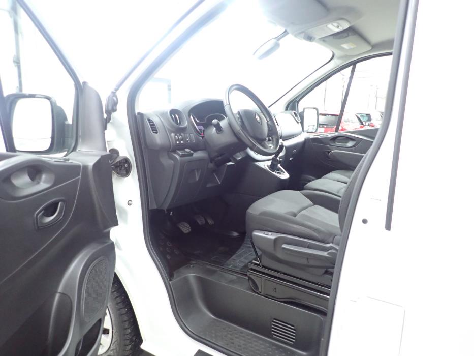 RENAULT Trafic 2021