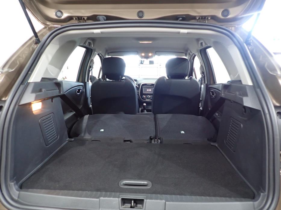 RENAULT Captur 2019