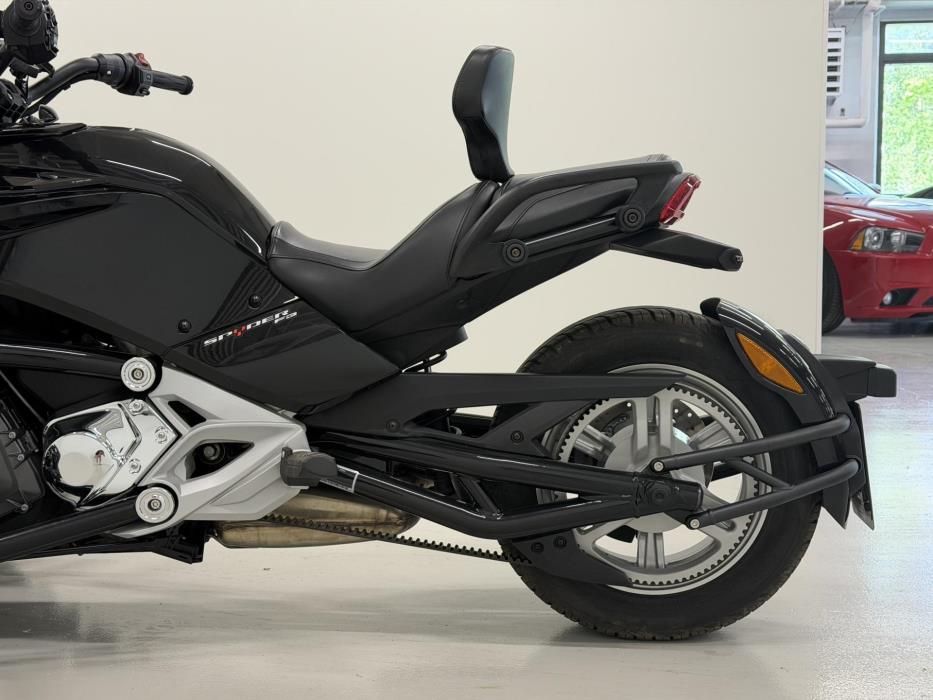 CAN-AM Spyder 2019