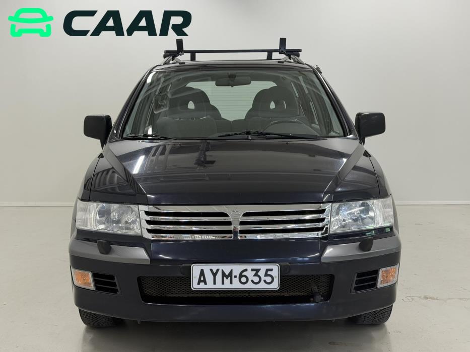 MITSUBISHI Space Wagon 2000